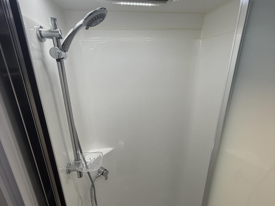 Pro RV Family Falcon Bush - Image 7