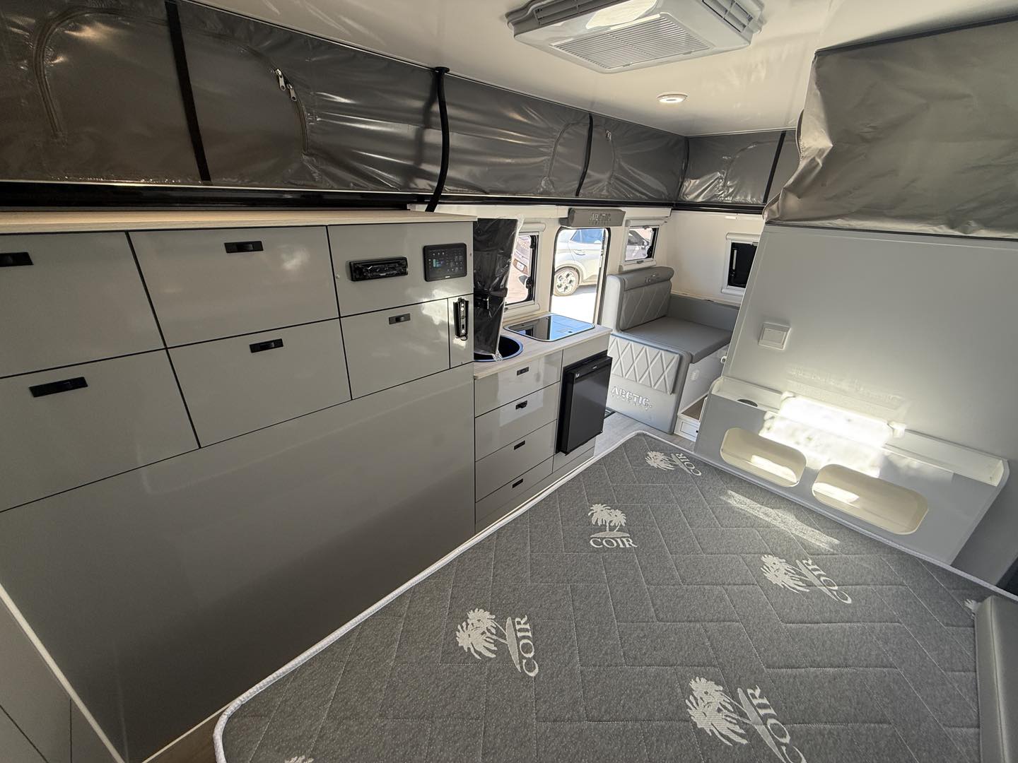 Arctic Frost 15S - Image 9