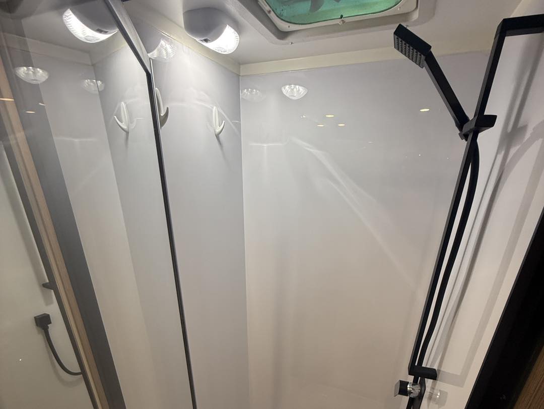 Jayco Silverline Slide out - Image 7