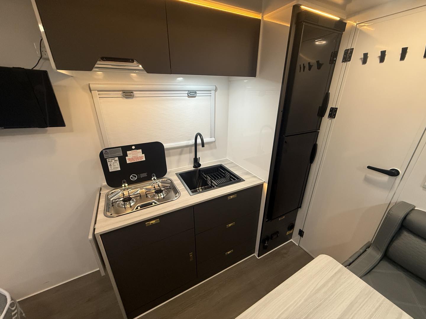 Arctic Summit 16 - Image 6