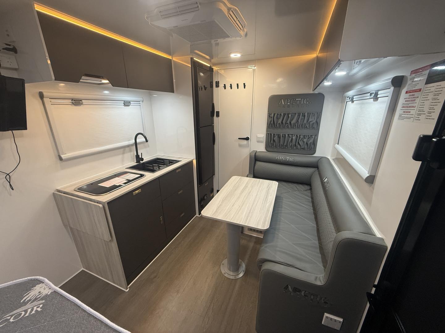 Arctic Summit 16 - Image 4