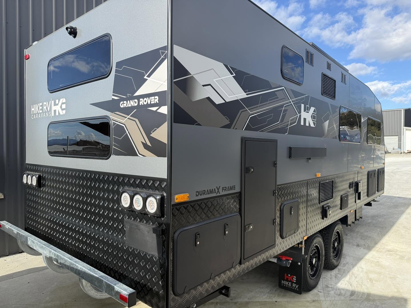 Hike RV Grand Rover Double Bunk - NEW LAYOUT - Image 3