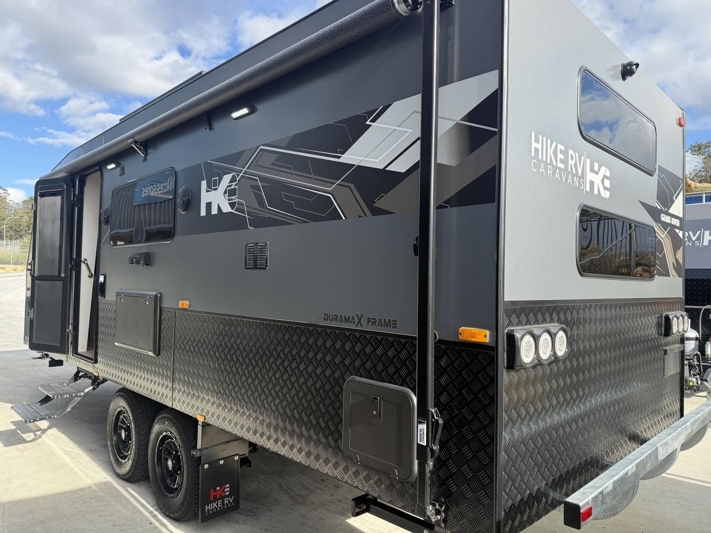 Hike RV Grand Rover Double Bunk - NEW LAYOUT - Image 2